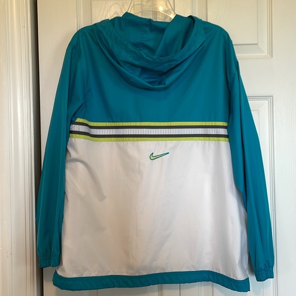 VTG 1990s sz M Nike windbreaker over head jacket, zip-up, color-block design - Picture 5 of 10
